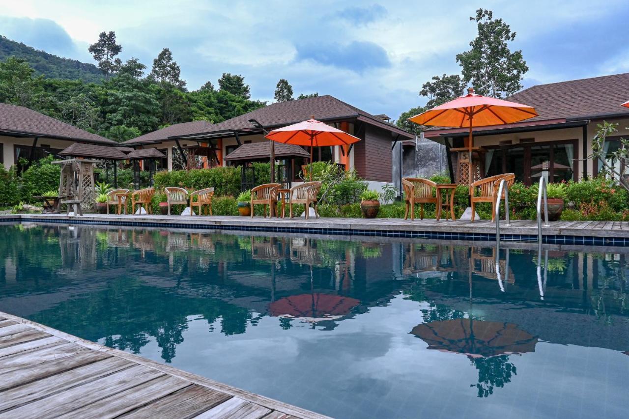 Cascade Tara Hotel Na Mueang Exterior foto