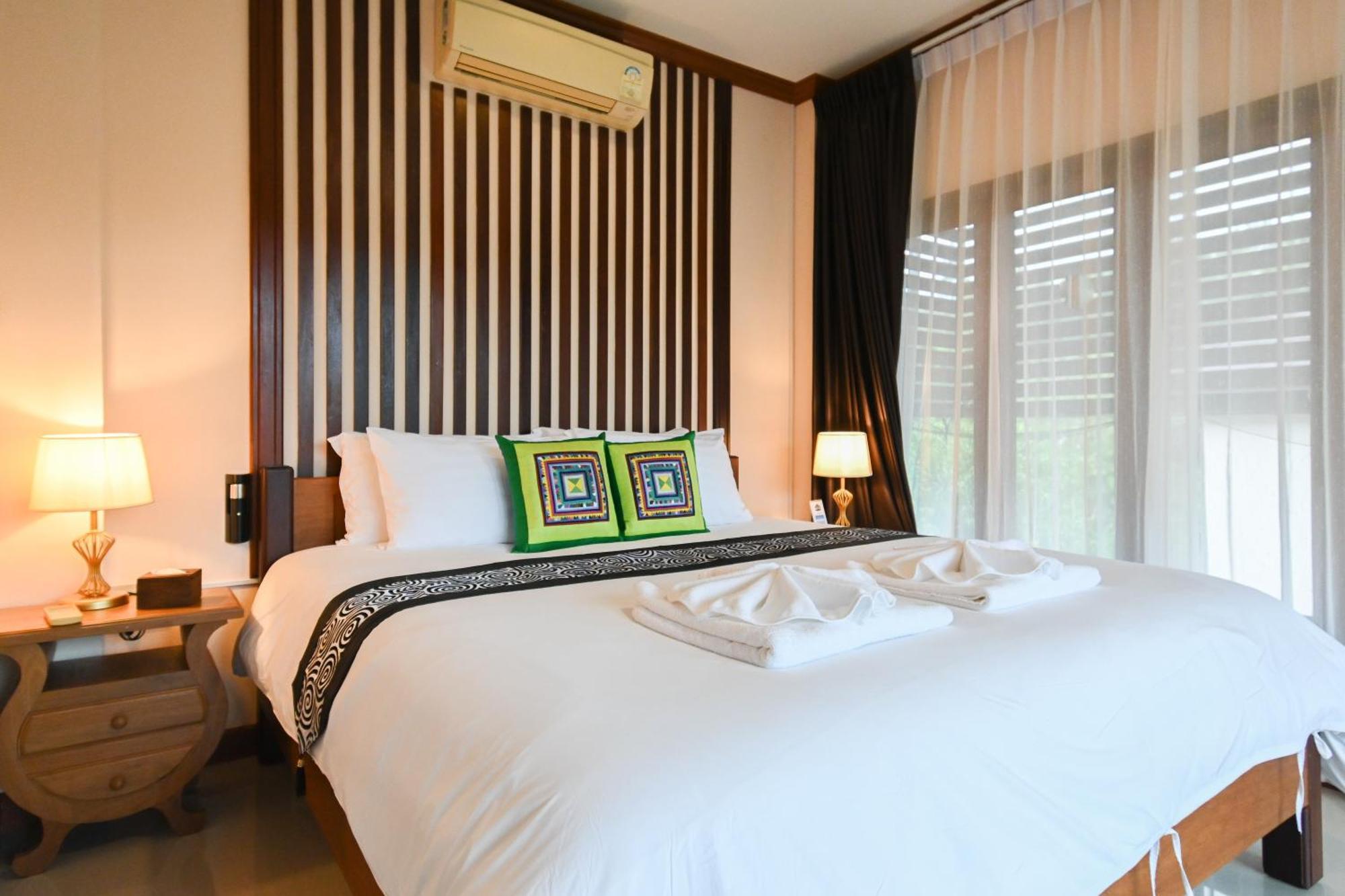 Cascade Tara Hotel Na Mueang Quarto foto