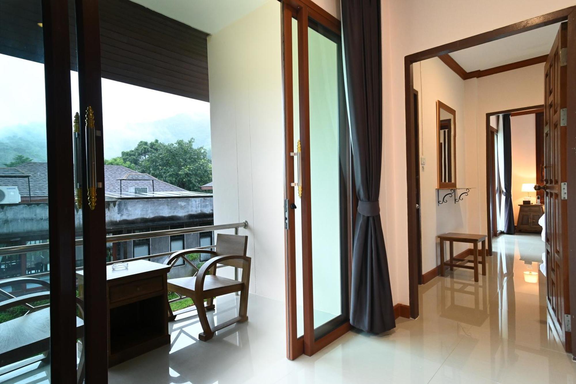 Cascade Tara Hotel Na Mueang Quarto foto
