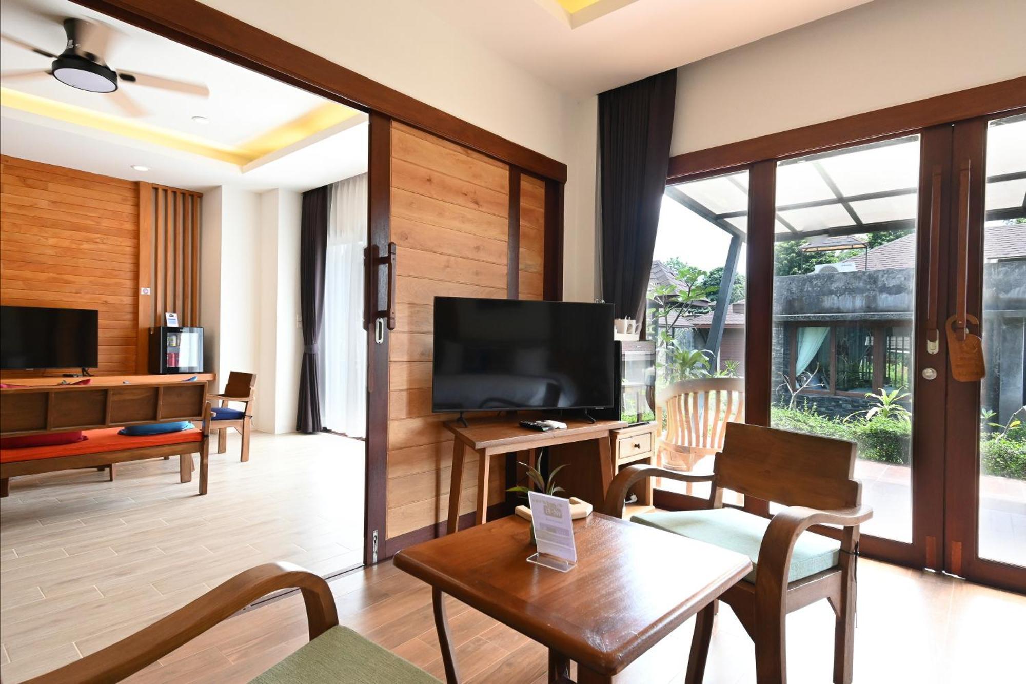 Cascade Tara Hotel Na Mueang Quarto foto